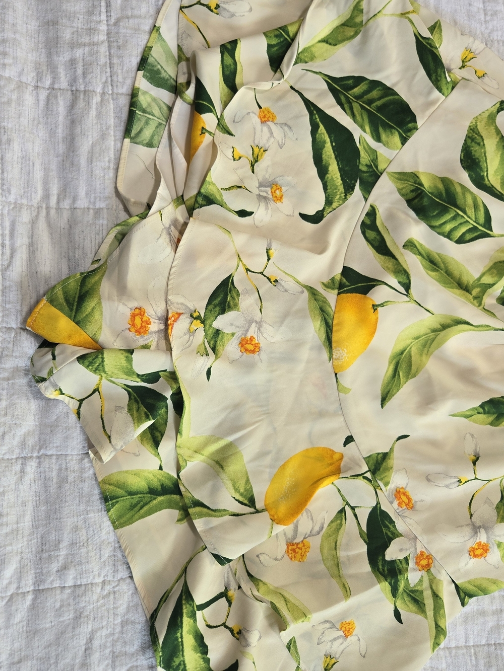 Express Summer StraplessTiered Romper/skort Floral Lemons - Picture 7 of 11